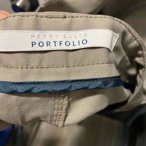 Perry Ellis men’s synthetic lightweight dress pants